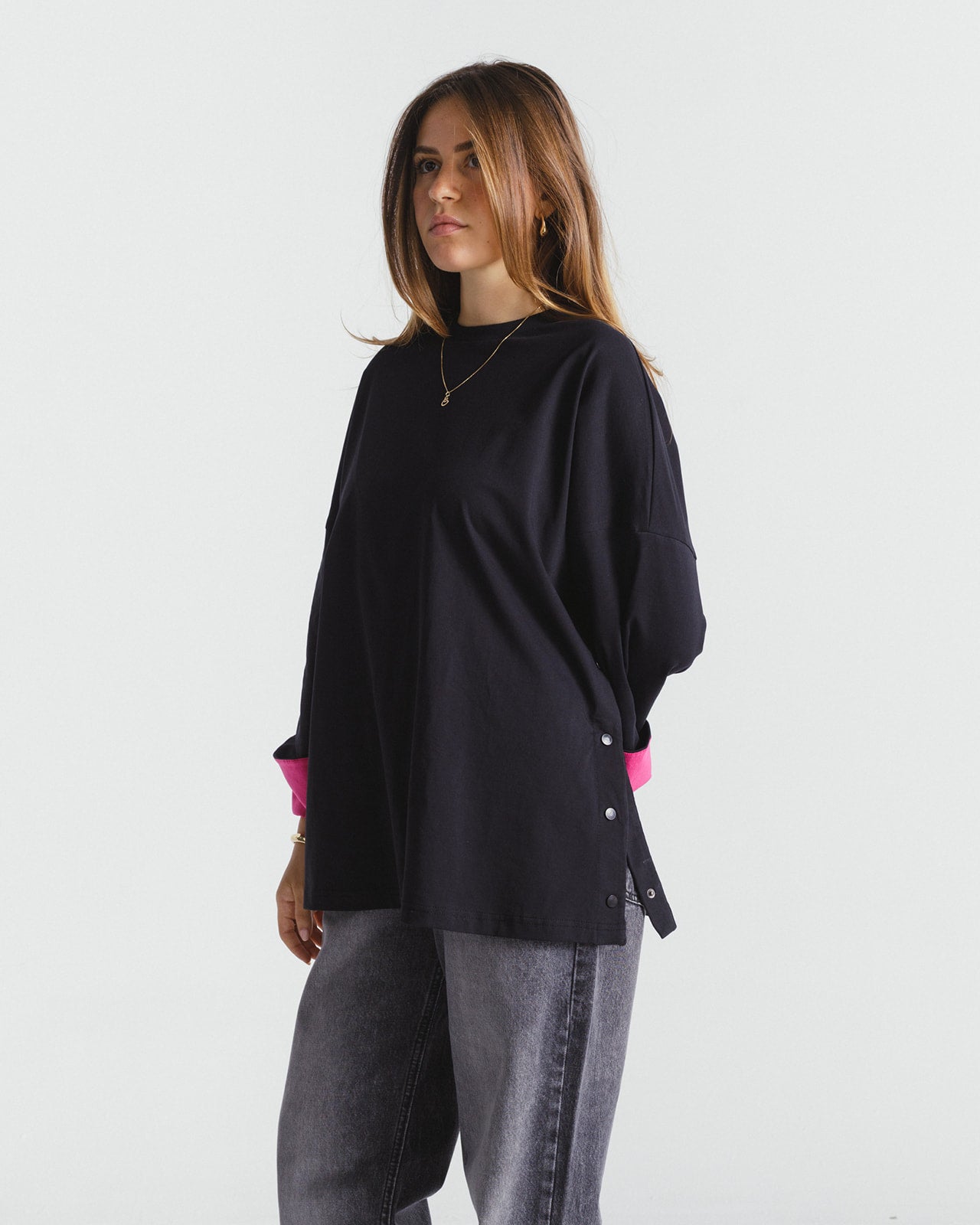 BLACK-LAYERED BLOUSE